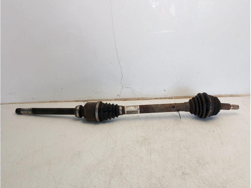 Recambio de transmision delantera derecha para peugeot 308 access referencia OEM IAM 9670725580  