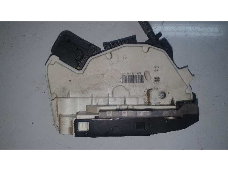 Recambio de cerradura puerta delantera derecha para volkswagen golf vii lim. (5g1) advance bluemotion referencia OEM IAM 5K18370