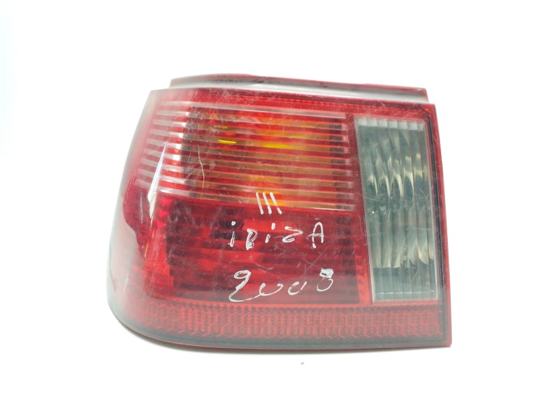 Recambio de piloto trasero izquierdo para seat ibiza (6k1) sport referencia OEM IAM 6K6945111G  