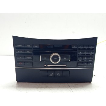 SISTEMA AUDIO / RADIO CD A2129008304 A2129008309 A2129068700