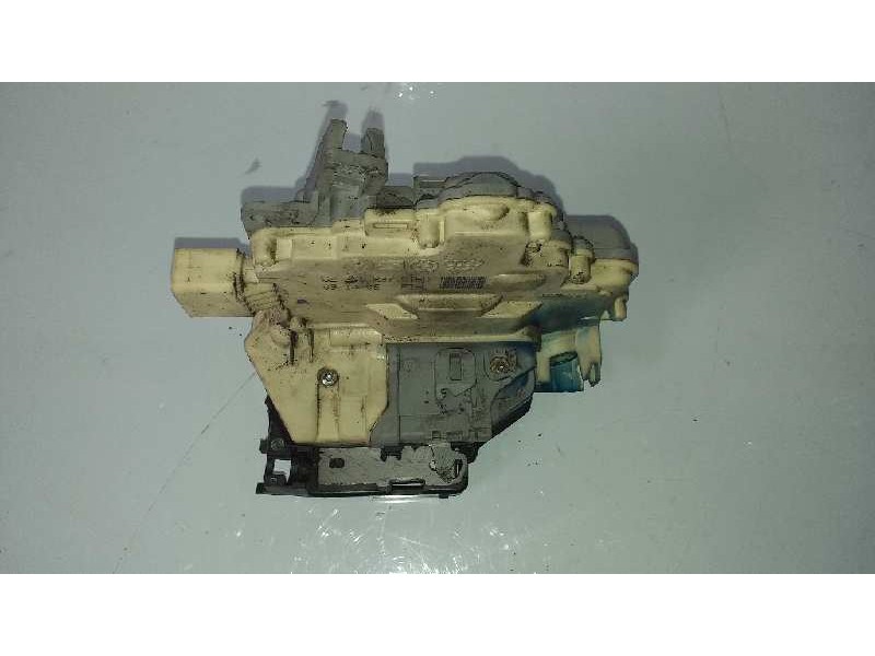 Recambio de cerradura puerta delantera izquierda para volkswagen passat berlina (3c2) advance referencia OEM IAM 3C1837015A  