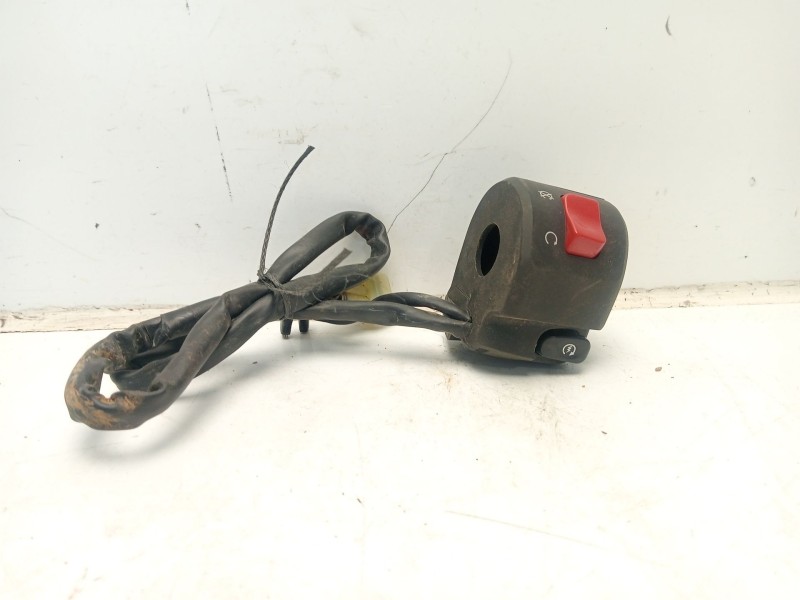 Recambio de piña luces derecha para kawasaki z (900cc - ) z 900 (zr900pa2, zr900ha2, zr900da2) referencia OEM IAM 460910486  
