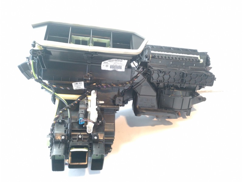 Recambio de calefaccion entera normal para cupra formentor tsi cupra referencia OEM IAM 5Q1820007D  