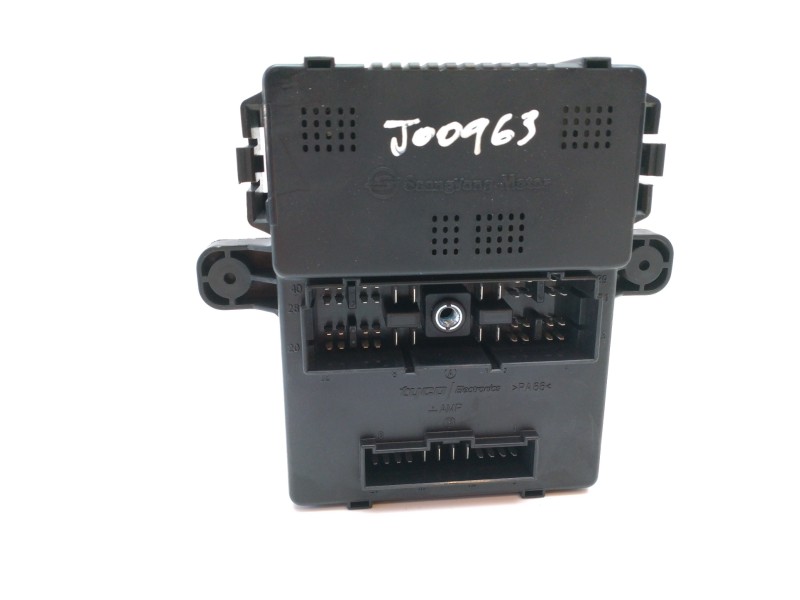 Recambio de modulo electronico para ssangyong rodius 2.7 turbodiesel cat referencia OEM IAM 8232021041  