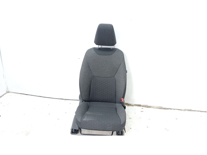 Recambio de asiento delantero derecho para toyota yaris active referencia OEM IAM 71013K0030  