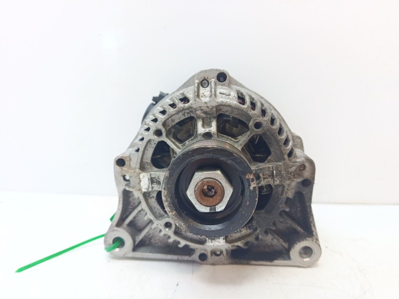 Recambio de alternador para peugeot 206 hatchback (2a/c) 1.4 i referencia OEM IAM 5705FW  