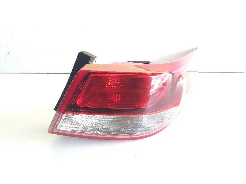 Recambio de piloto trasero derecho para kia optima emotion referencia OEM IAM 92402D4  