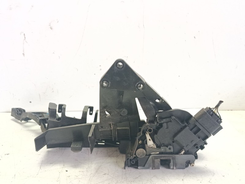 Recambio de cerradura puerta delantera izquierda para volvo s40 ii (544) 2.0 d referencia OEM IAM 31253661  