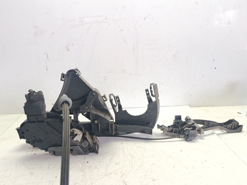 Recambio de cerradura puerta delantera derecha para volvo s40 ii (544) 2.0 d referencia OEM IAM 31253662  