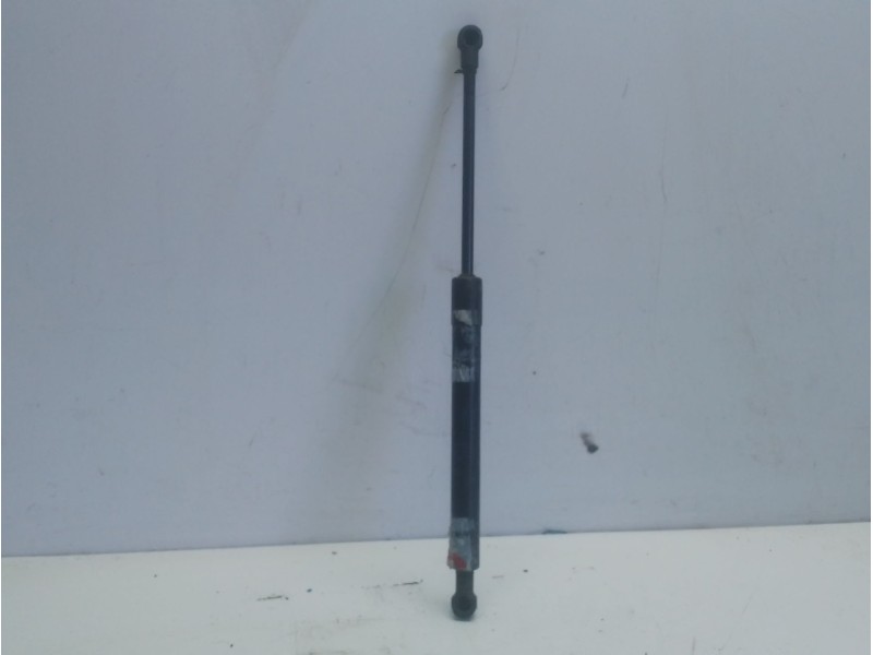 Recambio de amortiguador porton trasero izquierdo para volvo v60 kombi kinetic referencia OEM IAM 9483297  
