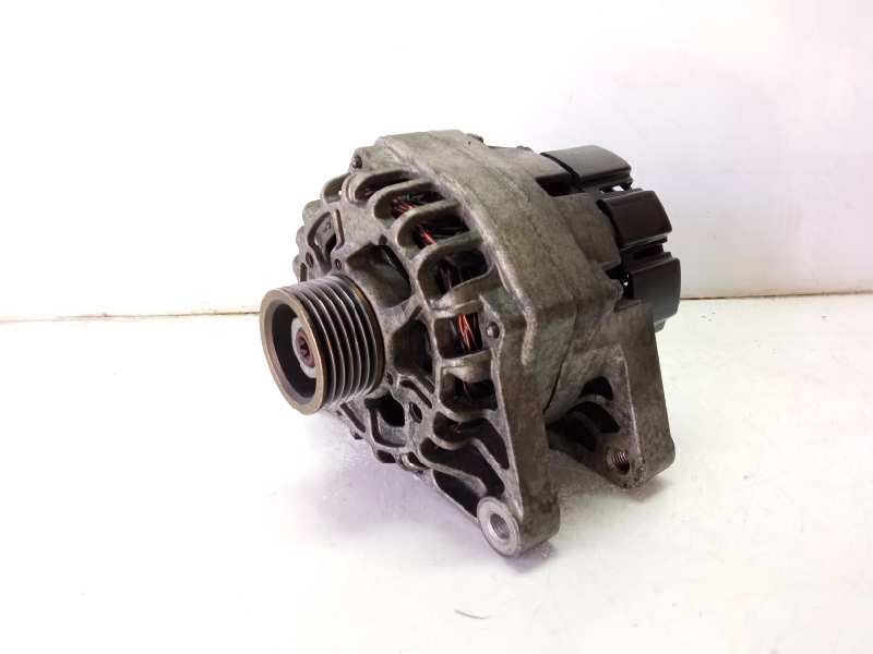 Recambio de alternador para citroën saxo 1.4 sx referencia OEM IAM 9642879480 2542485A 