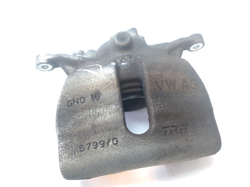 Recambio de pinza freno delantera derecha para cupra formentor tsi cupra referencia OEM IAM 8V0615124D 6799G 