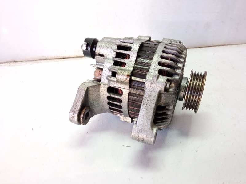 Recambio de alternador para dacia logan ambiance referencia OEM IAM A001TA3792 8200660052 