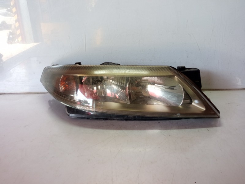 Recambio de faro derecho para renault laguna ii (bg0) 1.9 dci diesel referencia OEM IAM 8200163324 89006907 