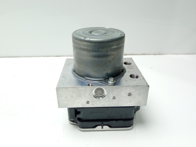 Recambio de abs para toyota yaris 1.5 16v cat referencia OEM IAM 44050K0181 3330A20009 445400D780