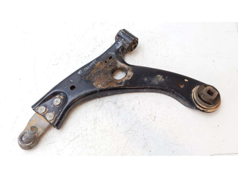 Recambio de brazo suspension inferior delantero izquierdo para lynk & co 01 phev referencia OEM IAM 8888873789  