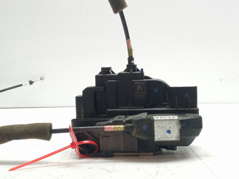 Recambio de cerradura puerta delantera derecha para nissan note acenta referencia OEM IAM 805013VV1A  