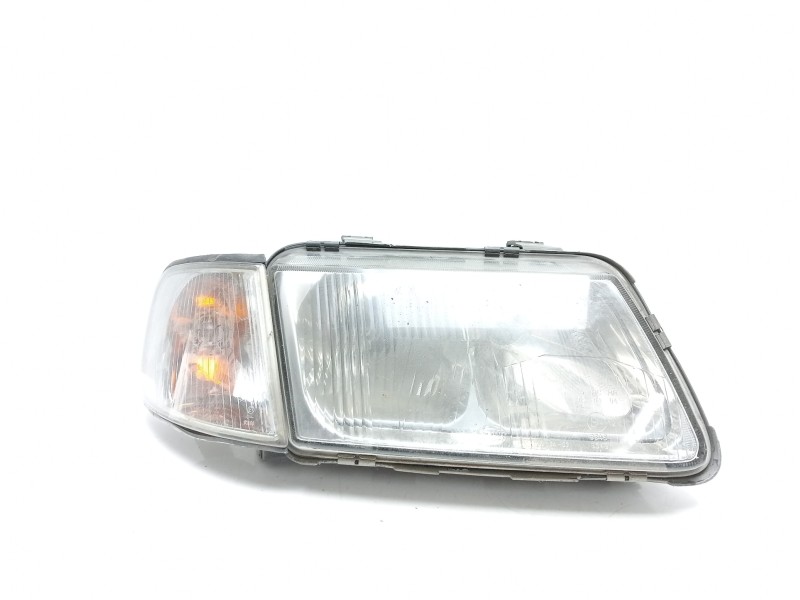 Recambio de faro derecho para audi a3 (8l) 1.8 ambiente referencia OEM IAM 96303600  