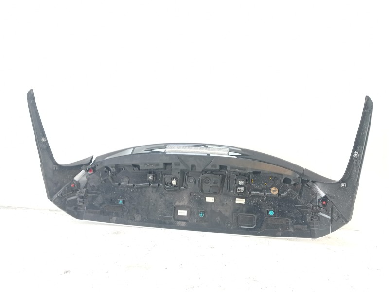 Recambio de aleron trasero para toyota rav4 referencia OEM IAM 7608542908  