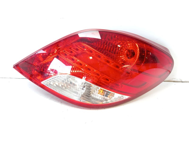 Recambio de piloto trasero derecho para peugeot 207 cc (wd_) 1.6 hdi referencia OEM IAM 9686567180  9686567180