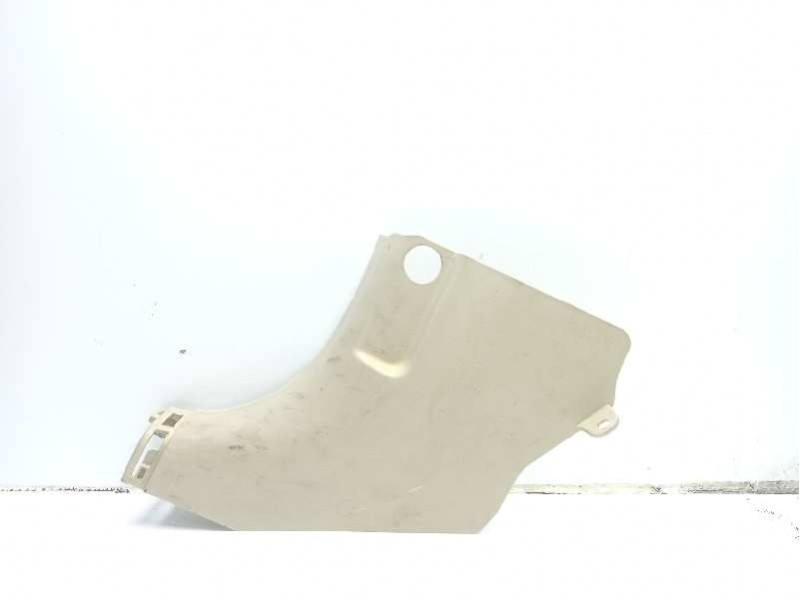 Recambio de moldura para hyundai santa fé ii furgoneta/suv (cm) crdi 4x4 referencia OEM IAM 858232B000HZ  