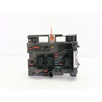CAJA RELES / FUSIBLES 6500Y1 