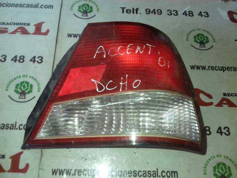 Recambio de piloto trasero derecho para hyundai accent (lc) gl 4p referencia OEM IAM 9240225220  