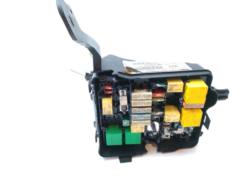 Recambio de caja reles / fusibles para peugeot 208 1.4 hdi fap referencia OEM IAM 9671941780  