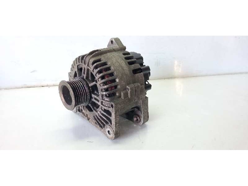 Recambio de alternador para renault scenic ii confort dynamique referencia OEM IAM 8200290215 403152714 