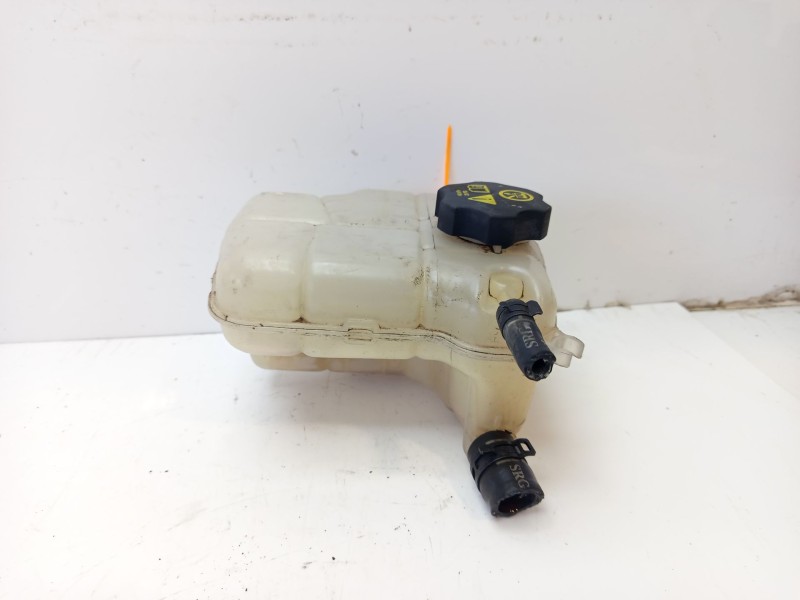 Recambio de deposito expansion para chevrolet cruze hatchback referencia OEM IAM 13256823  