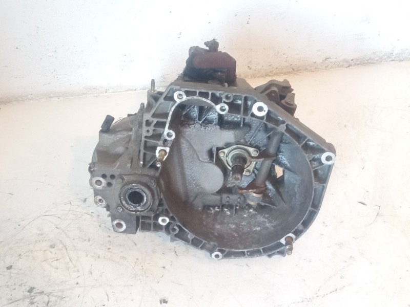 Recambio de caja cambios para alfa romeo 147 (190) 1.9 jtd cat referencia OEM IAM 60623950  