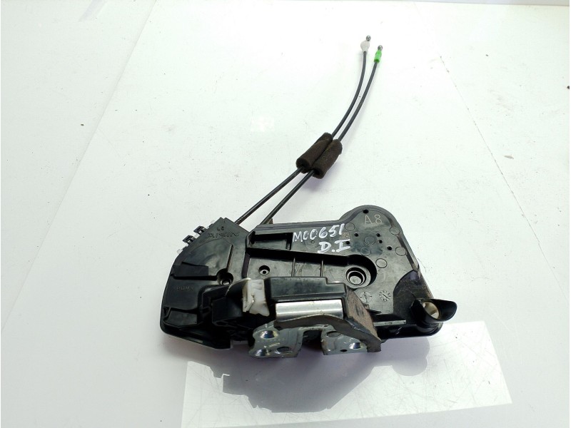 Recambio de cerradura puerta delantera izquierda para toyota rav4 referencia OEM IAM 6904053140  6971042070 / 6975042050