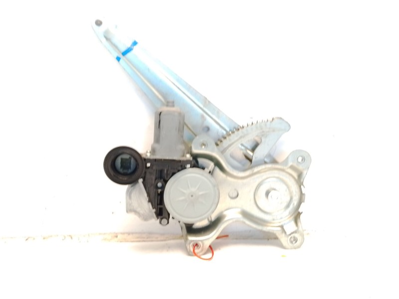 Recambio de elevalunas trasero izquierdo para lexus is200 (ds2/is2) referencia OEM IAM 6980422200  