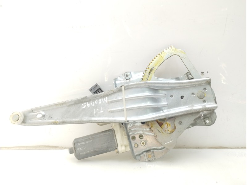 Recambio de elevalunas trasero izquierdo para toyota avensis berlina (t25) 2.0 executive berlina (5-ptas.) referencia OEM IAM 69