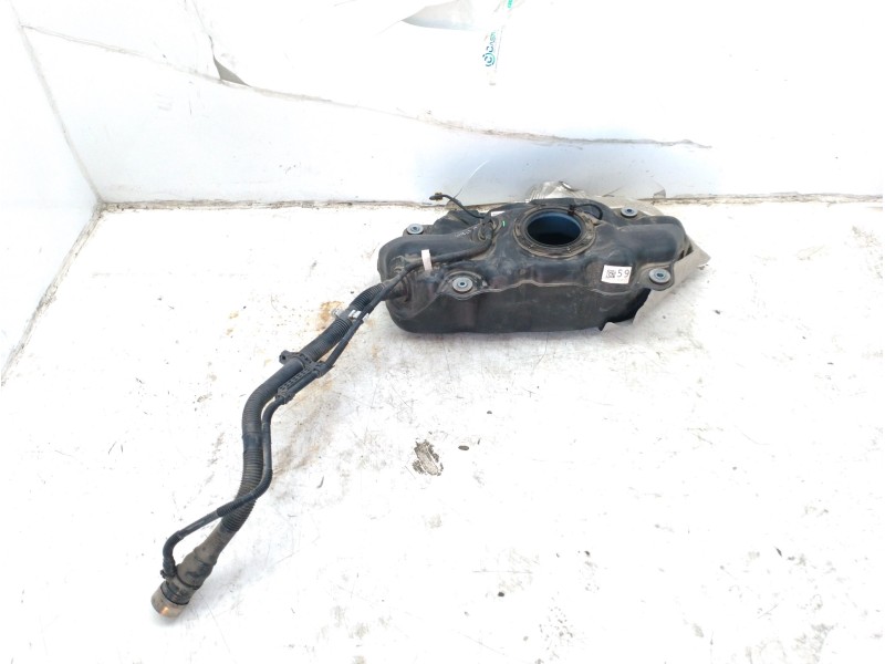 Recambio de deposito combustible para toyota yaris active referencia OEM IAM 77001K0060 771000D590 