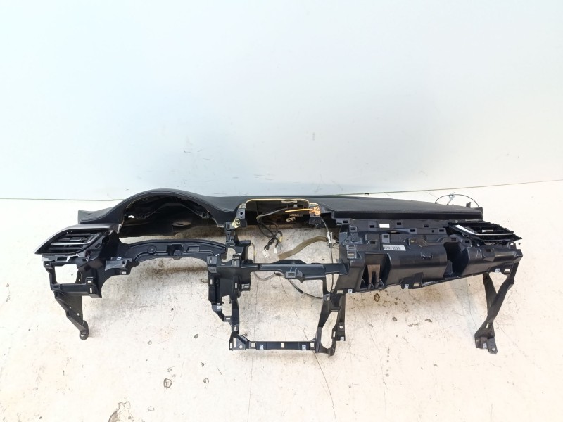 Recambio de salpicadero para toyota c-hr referencia OEM IAM 55401F4090C4  