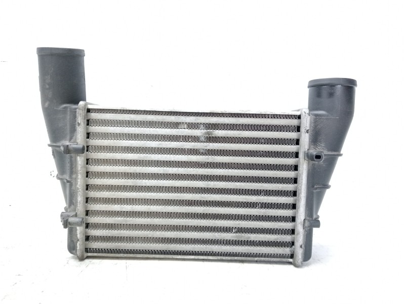 Recambio de intercooler para audi a4 berlina (b5) 1.9 tdi referencia OEM IAM 58145805A  