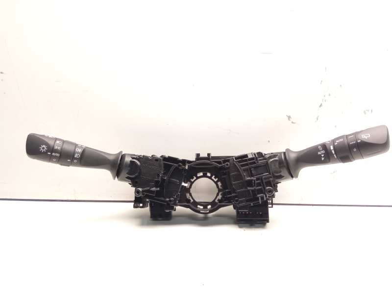 Recambio de mando multifuncion para toyota rav 4 advance hybrid referencia OEM IAM 3325017F744  