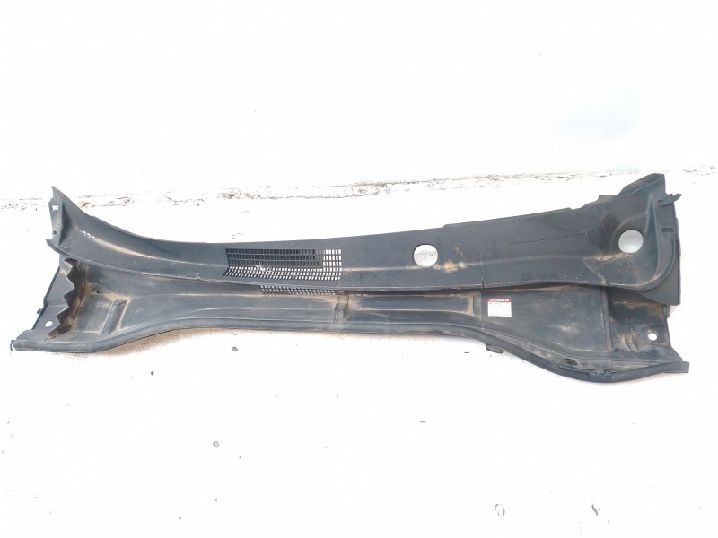 Recambio de torpedo para toyota c-hr referencia OEM IAM 55708F4010  