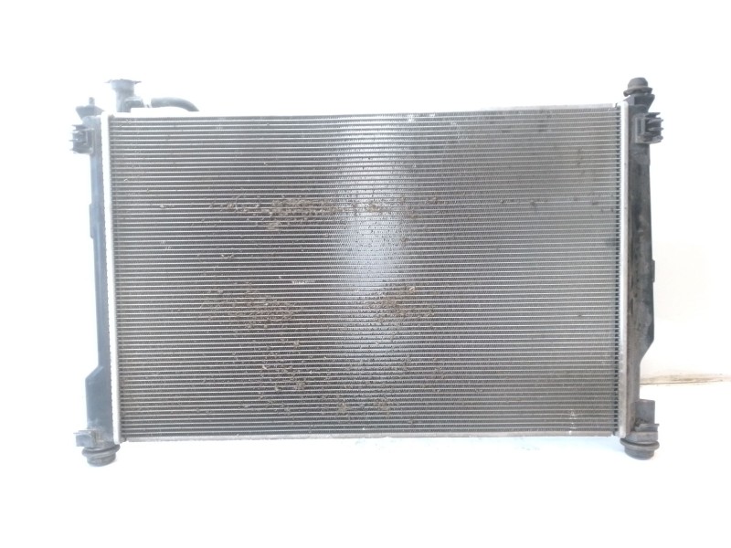 Recambio de radiador agua para toyota rav4 referencia OEM IAM 1640025130  1220500051