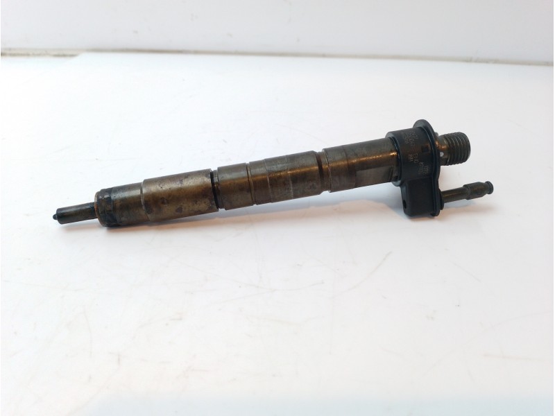 Recambio de inyector para bmw serie 3 berlina (e90) 320d referencia OEM IAM 13537805429 02437 