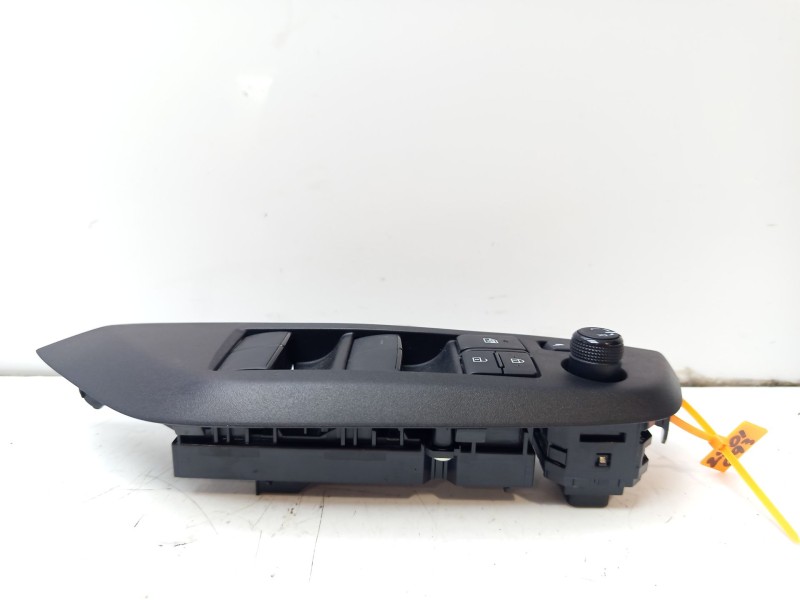 Recambio de mando elevalunas delantero izquierdo para toyota yaris cross (mxp_) 1.5 hybrid (mxpj10) referencia OEM IAM 840400255