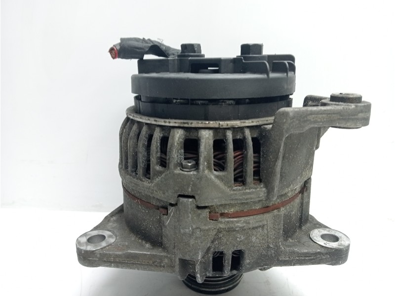 Recambio de alternador para iveco daily caja cerrada (2006 =>) 3.0 diesel referencia OEM IAM 504057813  