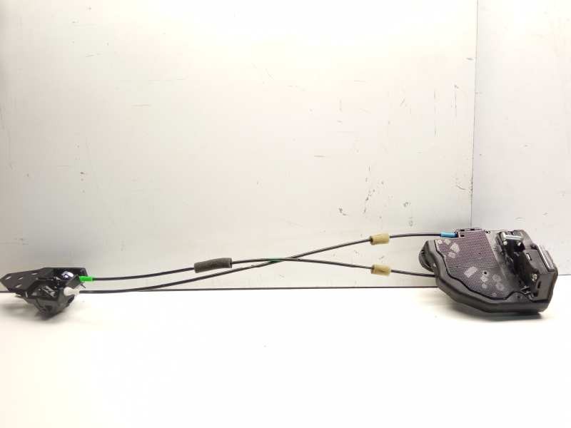 Recambio de cerradura puerta trasera derecha para toyota rav 4 advance hybrid referencia OEM IAM A046693  