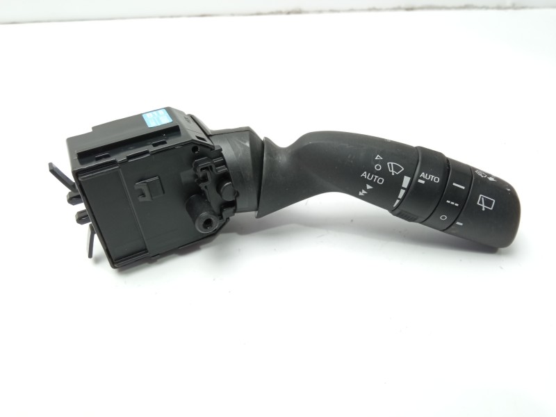 Recambio de mando limpia para toyota yaris active referencia OEM IAM 8465202A50 02A5017J916 