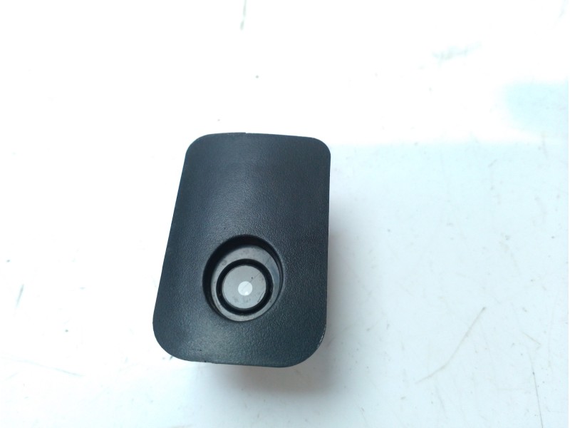 Recambio de modulo electronico para toyota c-hr referencia OEM IAM 81890F4012  