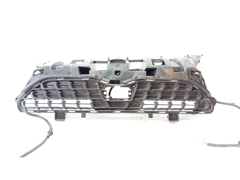 Recambio de calandra delantera de radiador para toyota yaris referencia OEM IAM 531010DB30 821130D010A 