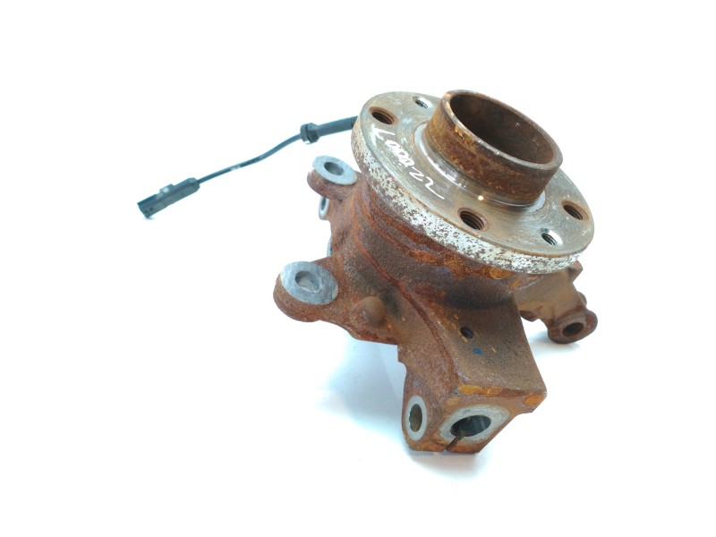 Recambio de mangueta delantera izquierda para dacia sandero 1.0 tce cat referencia OEM IAM 400158414R  