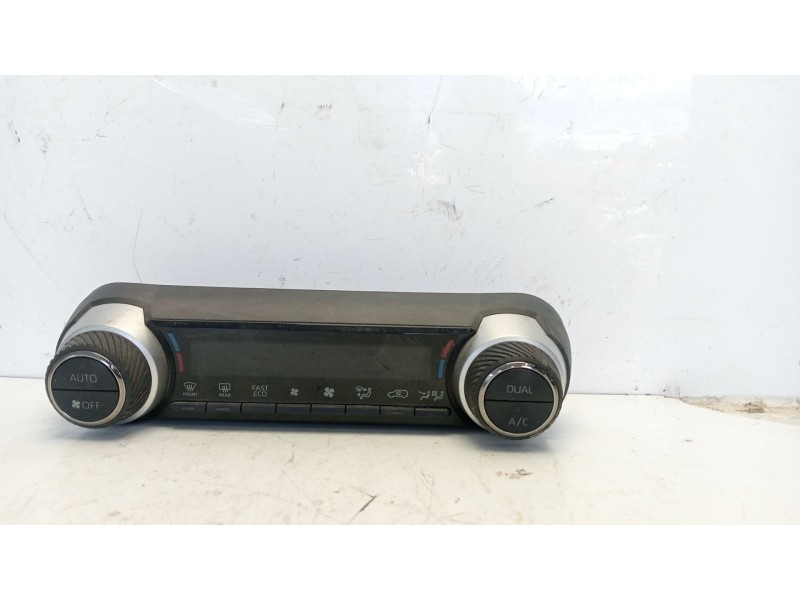 Recambio de mando climatizador para toyota rav4 referencia OEM IAM 5590042580  