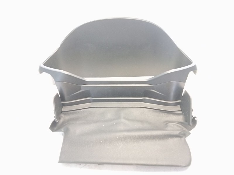 Recambio de molduras delanteras para renault clio v (b7_) 1.0 tce 100 (b7mt) referencia OEM IAM 682404332R  